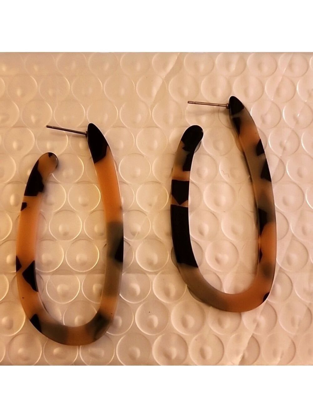 Acrylic hoops Zinc alloy stud earrings